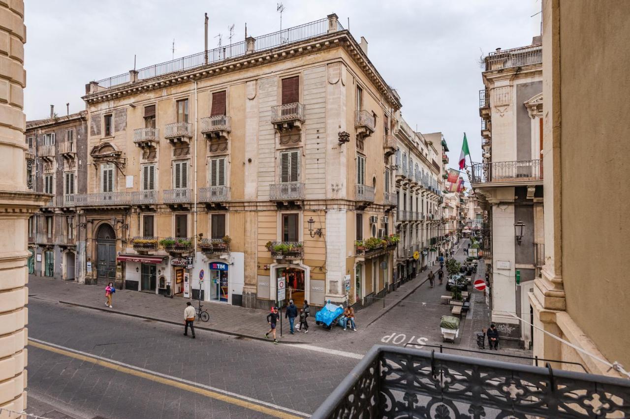 Ferrini Home - Etnea Portrait Catania-Fontanarossai nemzetközi repülőtér Kültér fotó